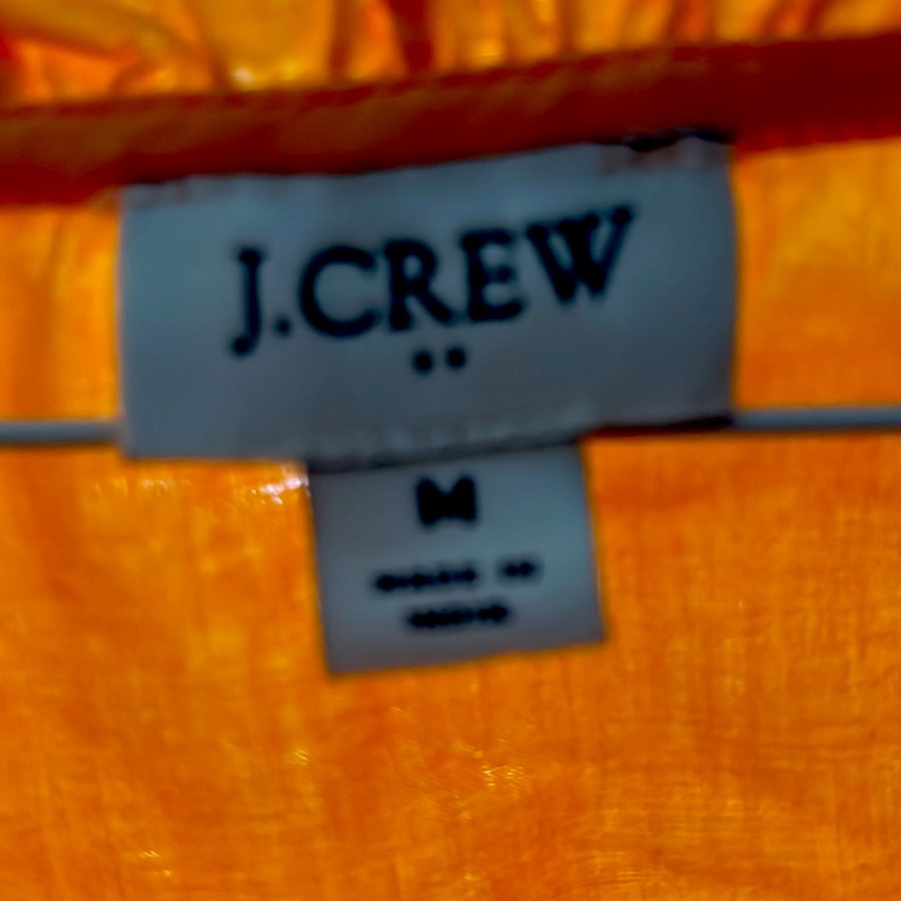 J crew Flutter sleeve top size M in a apricot color